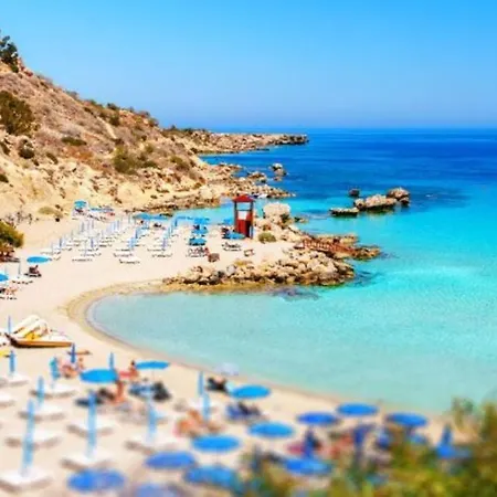 Beautiful 5 Star Holiday In A Prime Location In Sotira, Book Early To Secure Your Dates, Sotira 1298 * Αγία Νάπα