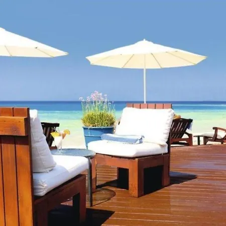 Beautiful 5 Star Holiday In A Prime Location In Sotira, Book Early To Secure Your Dates, Sotira 1298 Vilă *