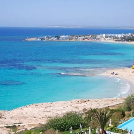 Beautiful 5 Star Holiday In A Prime Location In Sotira, Book Early To Secure Your Dates, Sotira 1298