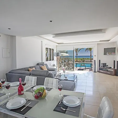Villa Beautiful 5 Star Holiday In A Prime Location In Sotira, Book Early To Secure Your Dates, Sotira 1298 Ayia Napa